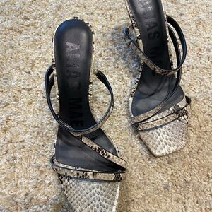 Alias Mae Women’s Mollie Heels Snakeskin Size 36 Open Toe Strappy Sandals
